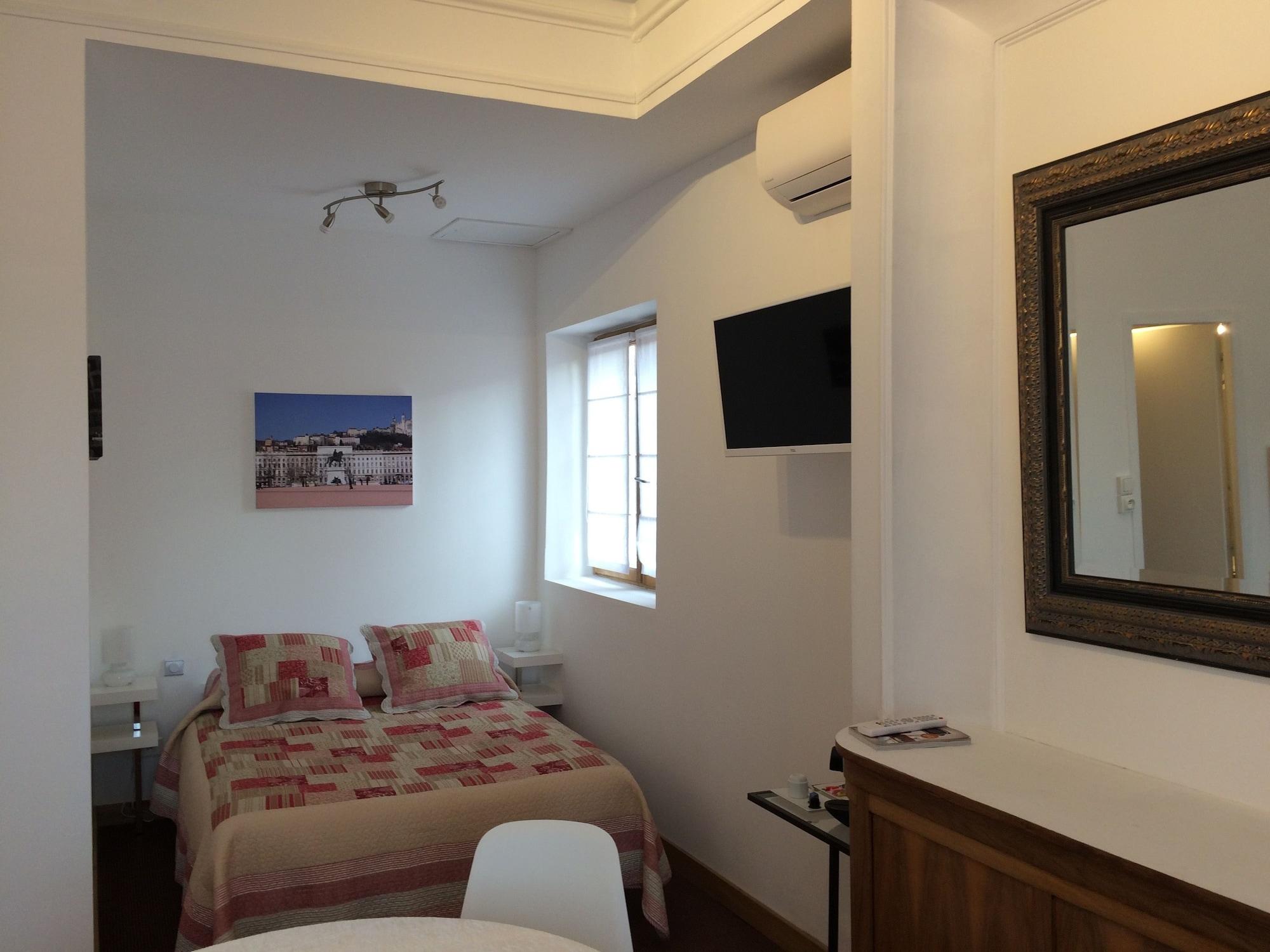 B&B "Clos Feuillat" Lyon Zewnętrze zdjęcie